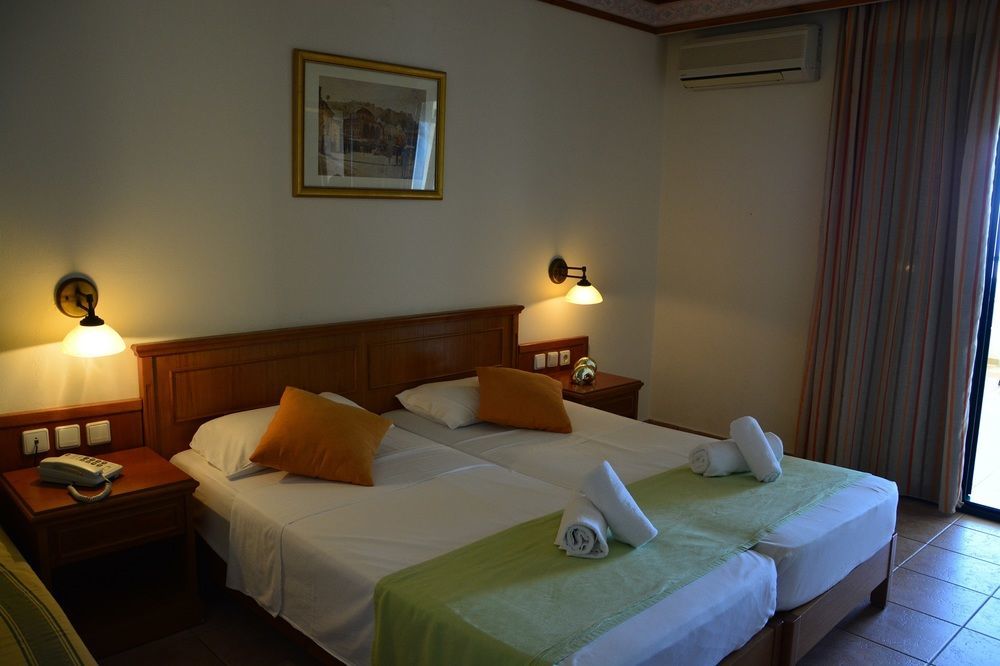 Castello Village Resort Sissi Exterior foto
